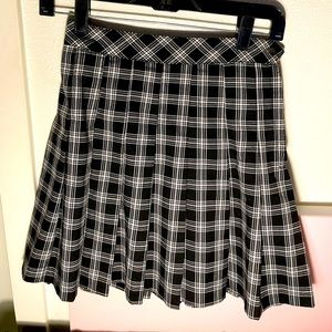 H&M pleated skirt